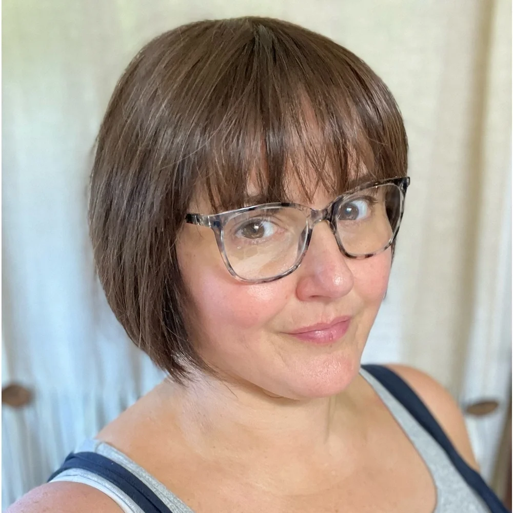 MEDIUM BROWN SYNTHETIC FIBER TOPPER BOB LENGTH WITH BANGS